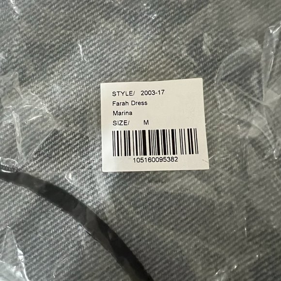 SER.O.YA Farah Silk Dress Size M - Picture 9 of 9